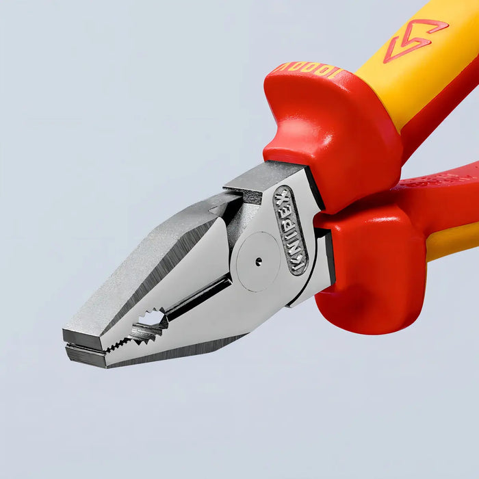 Alicate Universal Reforzado De 7'' Aislado 1000V