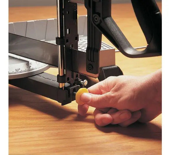 Caja De Inglete De Fijación Con Serrucho 20-800 Stanley Prof