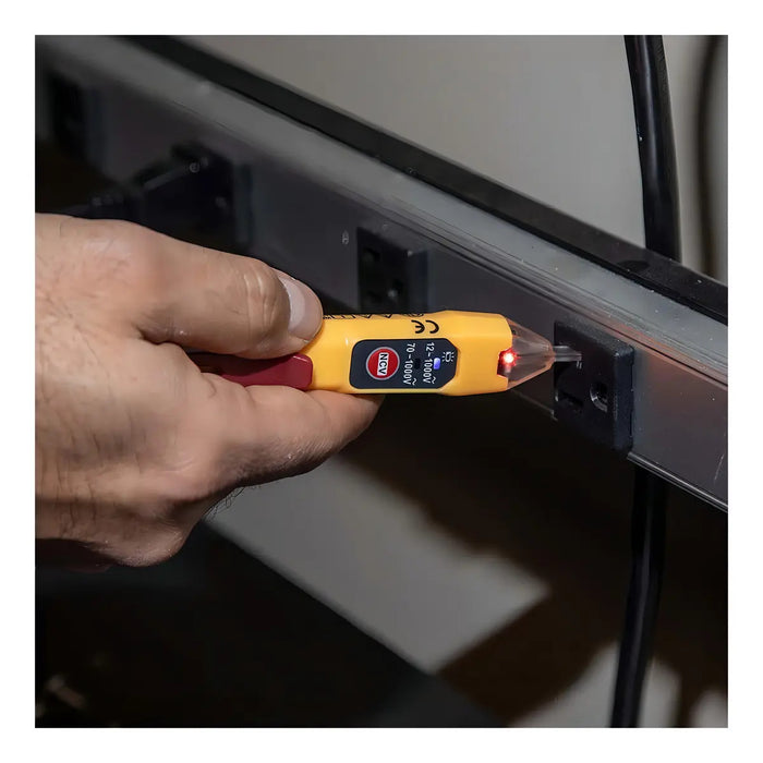 Detector de Voltaje Dual Sin Contacto Klein Tools NCVT-2P