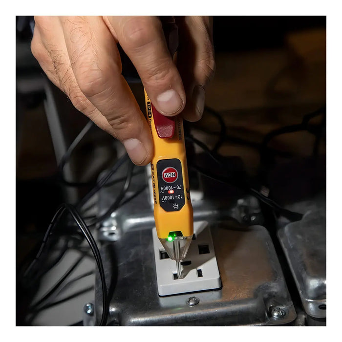 Detector de Voltaje Dual Sin Contacto Klein Tools NCVT-2P