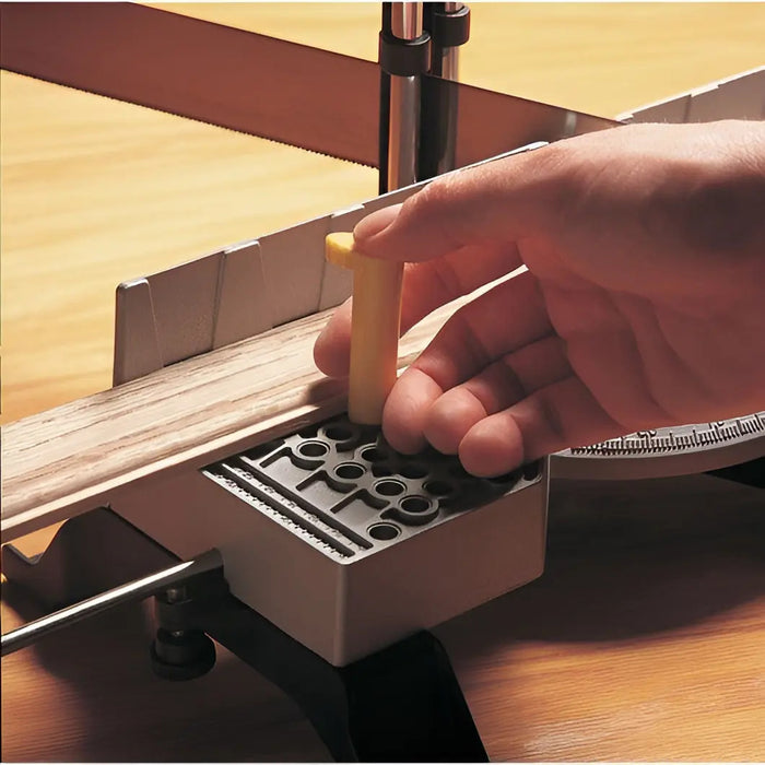 Caja De Inglete De Fijación Con Serrucho 20-800 Stanley Prof