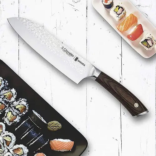 Cuchillo Santoku 3 Claveles Sakura Hoja Martillada Mango Madera 17cm