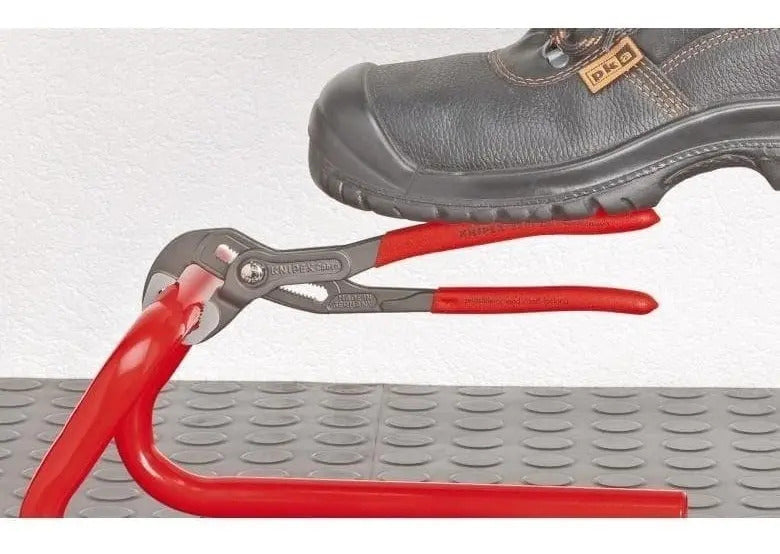 Tenaza Ajustable 10'' Cobra Forrado